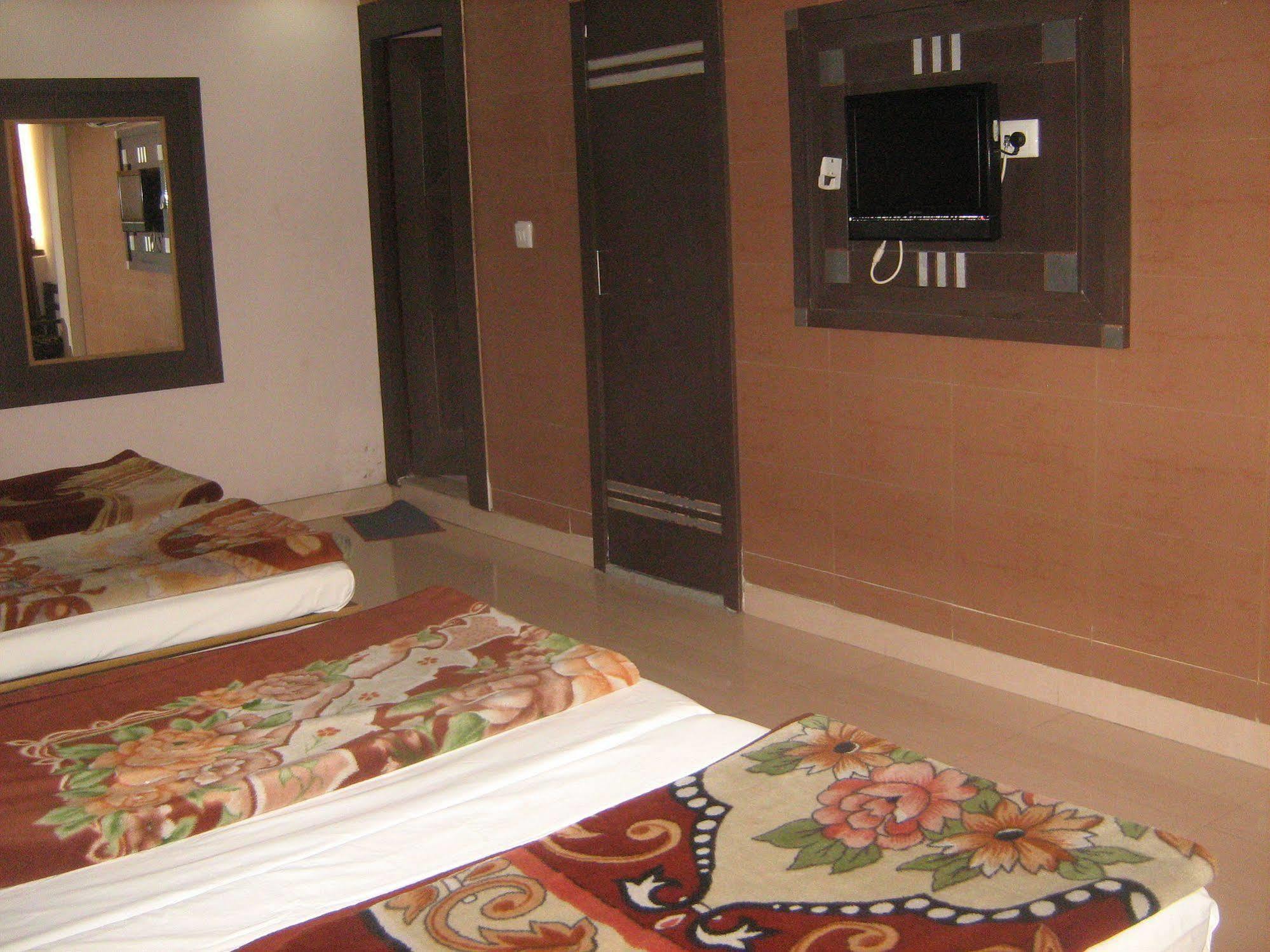 Hotel Gyan Haridwar Exterior photo