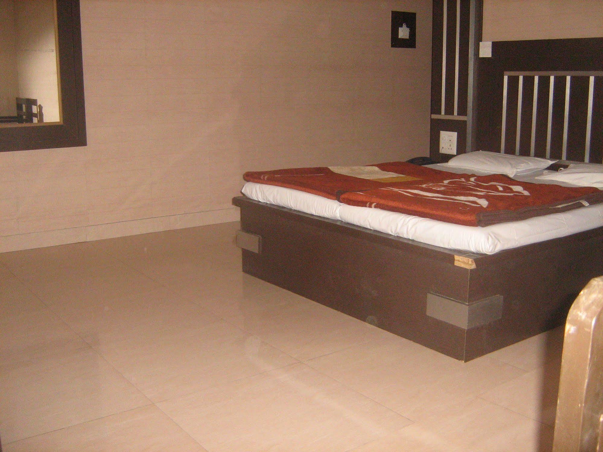 Hotel Gyan Haridwar Exterior photo